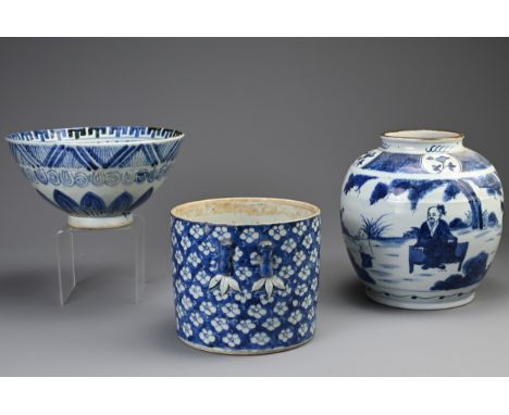 A CHINESE PORCELAIN BLUE AND WHITE OVIFORM JAR IN THE KANGXI-STYLE, A CYLINDRICAL JAR AND A BOWL, 19/20TH CENTURY. The jar pa