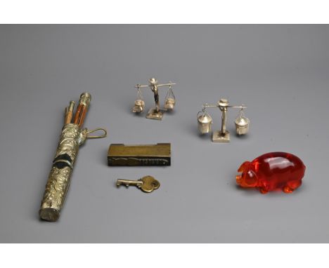 A GROUP OF CHINESE ITEMS, 19/29TH CENTURY. To include a brass lock and key, late 19th century, with original purchase invoice