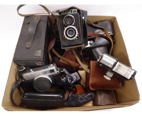Vintage cameras - Lubitel 2, Minolta 24 Rapid, Zenit-E, Kodak brownie model C etc.