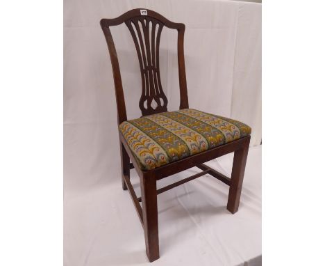 19thC tapestry seated Hepplewhite sidechair