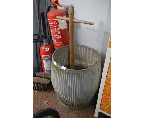 Galvanised Dolly Tub and Dolly Stick 