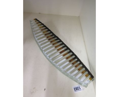 A Ravenscroft contemporary Art Glass in the shape of a boat - ideal for the musically inclined - Length 43cm 
Condition repor