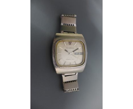 A 1970 Omega stainless steel Constellation Mega Quartz Gentleman's wristwatch of rectangular form with baton hands and stick 