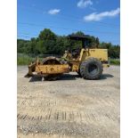 CAT CP-563 Padfoot Compactor