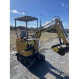 AGT H15R Mini Excavator