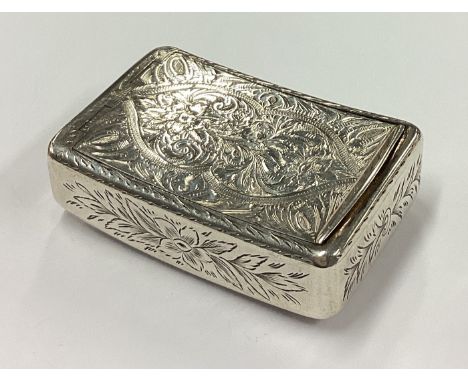 An engraved George III silver hinged snuff box. Birmingham 1808. By Matthew Linwood. Approx. 70 grams. Est. £200 - £300.