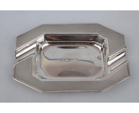 Good Quality Silver Art Deco ashtray of engine turned decoration. 10.5cm in Diameter. 60g total weight 