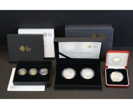 A Royal Mint United Kingdom 2009 Henry VIII and Mary Rose silver proof two coin set together with a Royal Mint The Windsor si