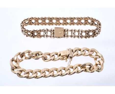 9ct gold gate bracelet and a 9ct gold curb link bracelet (2)