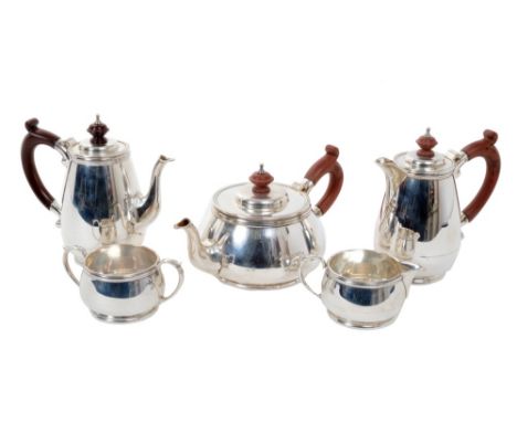Contemporary silver five piece bachelor tea and coffee set - comprising teapot of compressed baluster form, with originally s