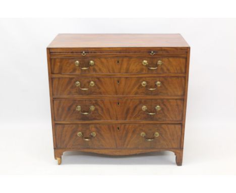 George III mahogany crossbanded dressing chest caddy moulded top and brushing slide over four long graduated drawers, each wi