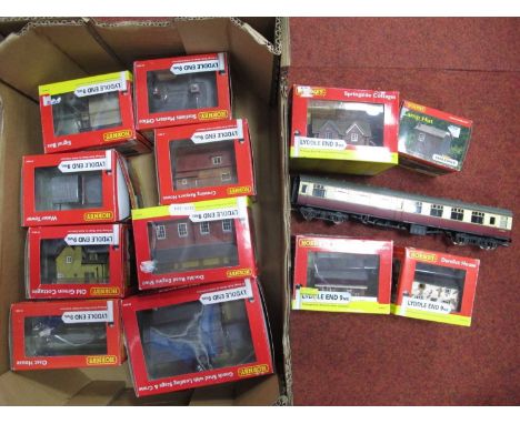 Eleven Hornby "N" Gauge "Lyddle End" Boxed Layout/Lineside Buildings, includes Ref No. N8053 Double Road Engine Shed; plus a 