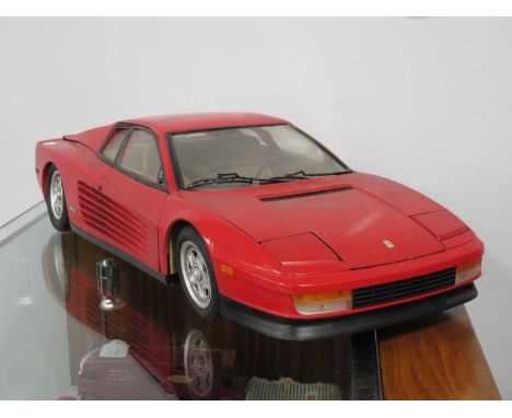 A 1:8 Scale Highly Detailed Diecast Model Ferrari Testarossa by Rivarossi Pocher, small parts may be missing and / or damage.