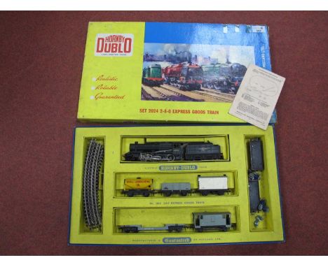 A Hornby Dublo Ref 2024 Two Rail "OO" Gauge/4mm Express Goods Train Set, consisting of a 2-8-0 Class 8F Steam Locomotive and 
