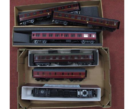 Six 'O' Gauge/7mm BR Maroon Mark One Mainline Coaches, four by Aquitrain (easi build), one by MTH, and a good kit built examp