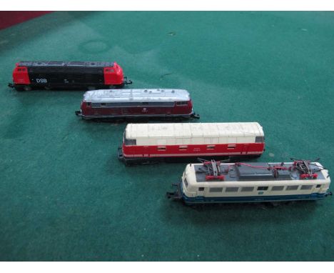 Four 'N' Gauge Continental Outline Unboxed Bo-Bo German Railway Locomotives by Bertrand, Fleischmann, etc; a Class 110, 114, 