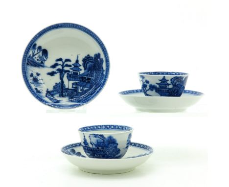 Including two cups and three saucers, saucers are 9 cm. in diameter, crackle in glaze.