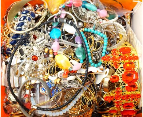 LARGE SELECTION OF COSTUME JEWELLERYincluding a Stella & Dot bangle, a mother of pearl bracelet, other bracelets and bangles,