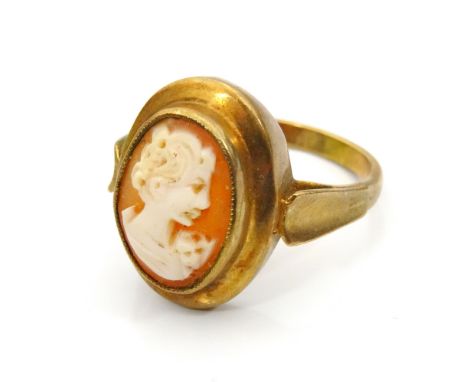 CAMEO DRESS RINGdepicting a female bust in profile, on nine carat gold shank, ring size R