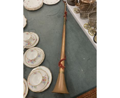 A COPPER HUNTING HORN 