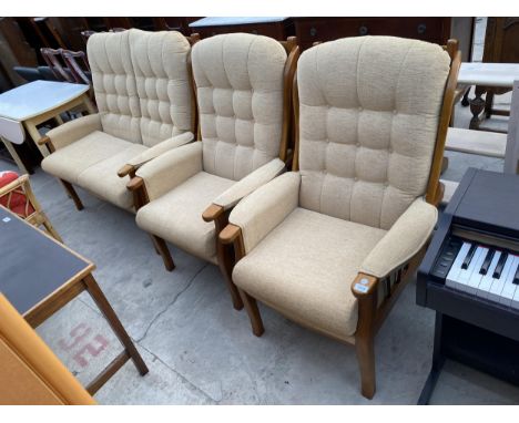 A MODERN BEECH FRAMED THREE PIECE LOUNGE SUITE WITH BUTTON-BACK 