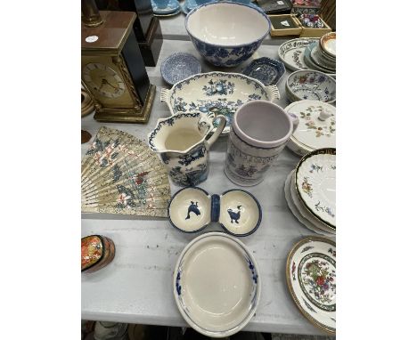 A QUANTITY OF CERAMIC ITEMS TO INCLUDE A MASON'S JUG AND BOWL, DISHES, ETC 