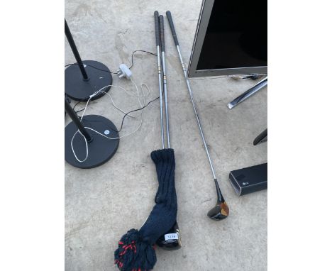 THREE VINTAGE GOLF CLUBS 