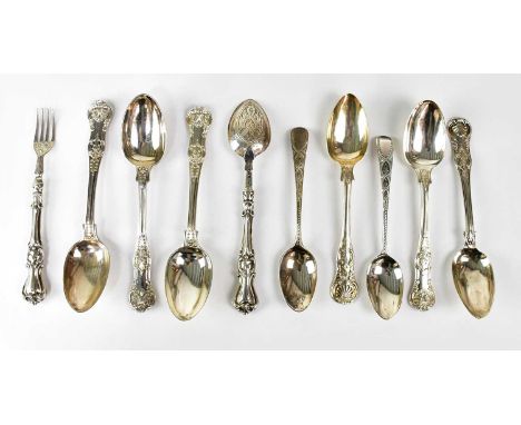 Various hallmarked silver spoons to include four matching Kings Pattern teaspoons, a similar pair, a matching fork and spoon,