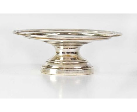 G. BRYAN &amp; CO; a George VI hallmarked silver footed bowl, 5 x 14cm, Birmingham 1946, approx. 4.4ozt.Condition Report: Thi