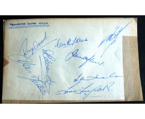 MANCHESTER UNITED BUSBY BABES AUTOGRAPHS INCLUDING DUNCAN EDWARDS
Page from a Autograph Book dated 11th of April 1957 signed 