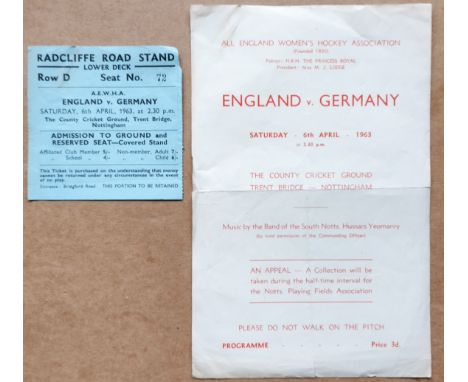 WOMEN'S HOCKEY - 1963 ENGLAND V GERMANY @ NOTTINGHAMSHIRE CRICKET GROUND&nbsp;
Single sheet programme and ticket. Slight age-