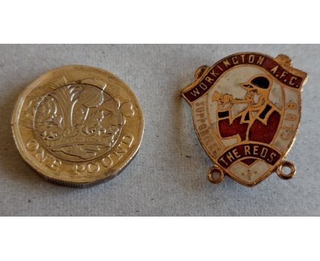 WORKINGTON VINTAGE FOOTBALL BADGE