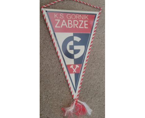 VINTAGE GORNIK ZABRZE PENNANT
5 x 8 Inches