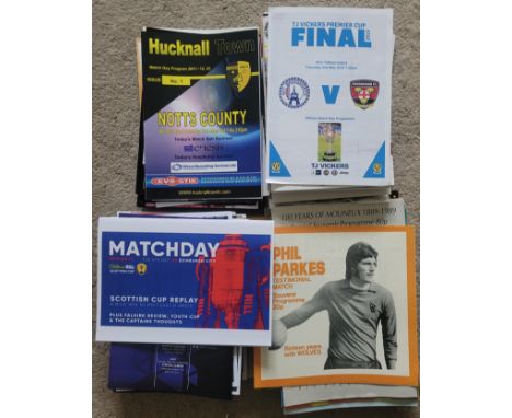 LARGE COLLECTION OF FOOTBALL PROGRAMMES X 700+
Over 700 programmes that include Lge, Cups, Fr's , Testimonials etc, majority 