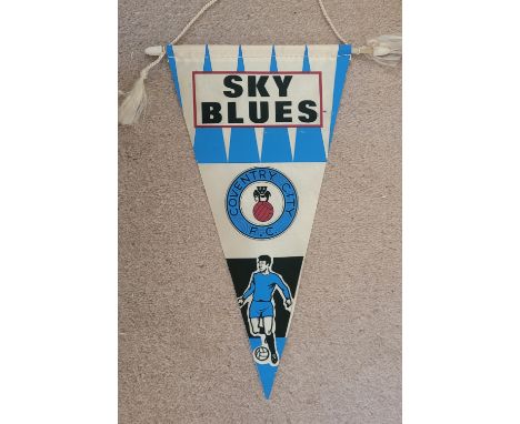 VINTAGE COVENTRY CITY PENNANT
7.5 x 11 Inches
A little agr related wear