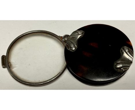 A George III tortoiseshell and silver coloured metal pocket lens, c.1780 