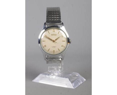 A vintage Gents Roamer manual wind wristwatch, with 17 jewels Isoflex movement. Featuring Arabic numeral and baton markers on
