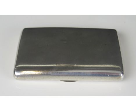 A Chinese silver snuff box, maker Wang Hing, Hong Kong, inscribed, 8cm wide, 103gms, 3.34ozs