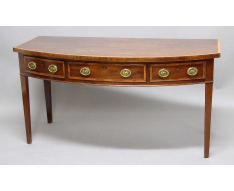 REGENCY STYLE BOW FRONTED SIDE TABLE, mid 19th century, the top with satinwood cross banding above three drawers, height 78cm