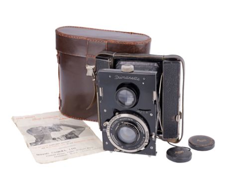 1931-37, black, serial no. 761, with Hugo Meyer Makro Plasmat f/2.7 75mm lens, black, serial no. 582956, body, VG, shutter wo