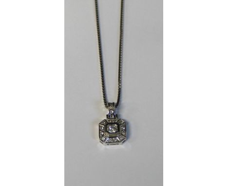 10k white gold diamond pendant &amp; chain, 3.72g