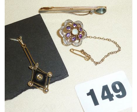 10ct gold Art Deco seed pearl pendant, gold, emerald and diamond bar brooch and a 9ct gold opal and diamond brooch (3)