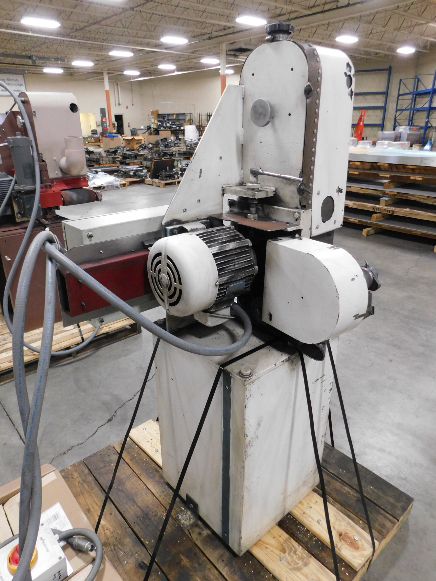 Timesavers Mini-Belt 648 Sander/ Grinder/ Finisher, SN 4884-2. Loading ...