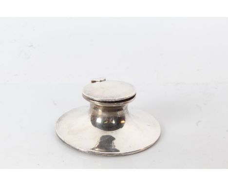 Edward VII silver inkwell, Birmingham 1905, maker A &amp; J Zimmerman, of capstan form with loaded foot, 9cm diameter