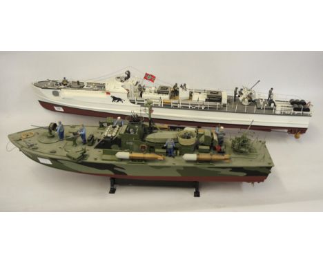 Model of a German World War II Schnell boat 1/72 scale and a 1/72 model American PT boat 