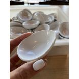 LOT: (110 +/-) Petits Plats Blancs