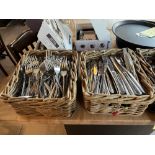 Gros LOT d'Ustensils (4) paniers plein !