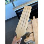 LOT: (20) Planches/Présentoirs en Bois, 24'' x 5''