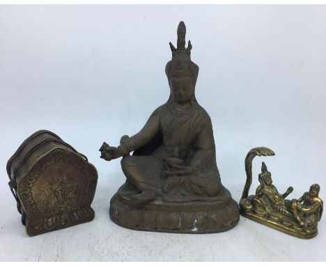 A collection of two Sino-Tibetan items to include a 20th century Sino-Tibetan bronze figure of Vajrasattva, height 18.5cm, a 