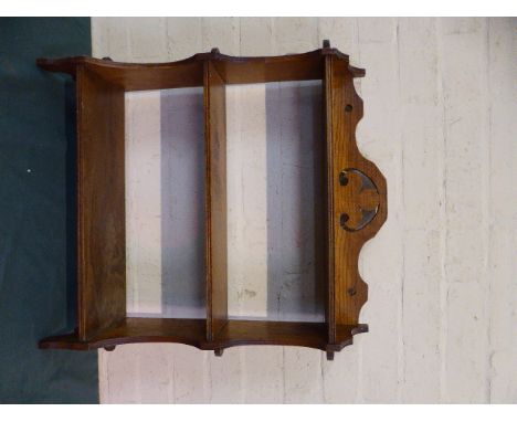 An Edwardian Oak Three Shelf Wall Hanging Shelf Unit, 56cm Wide 